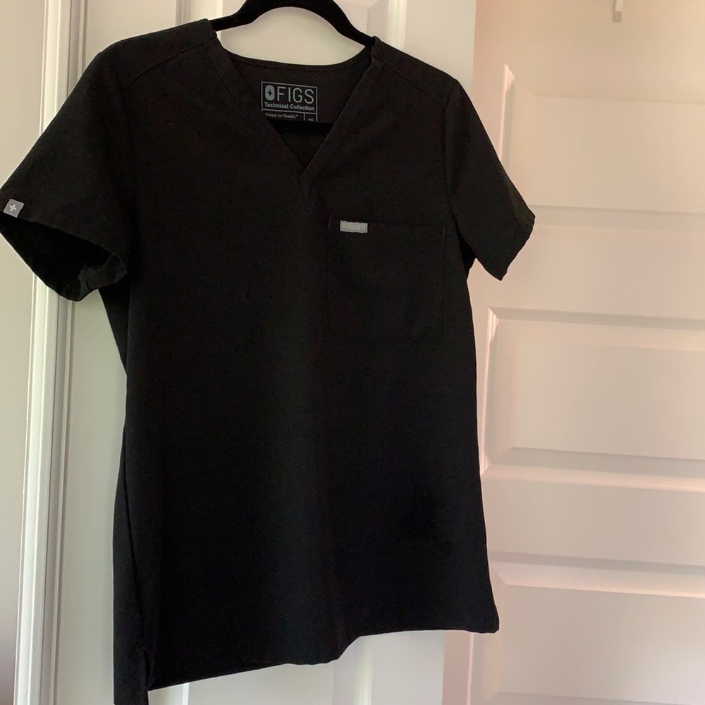 Figs 1 pocket top